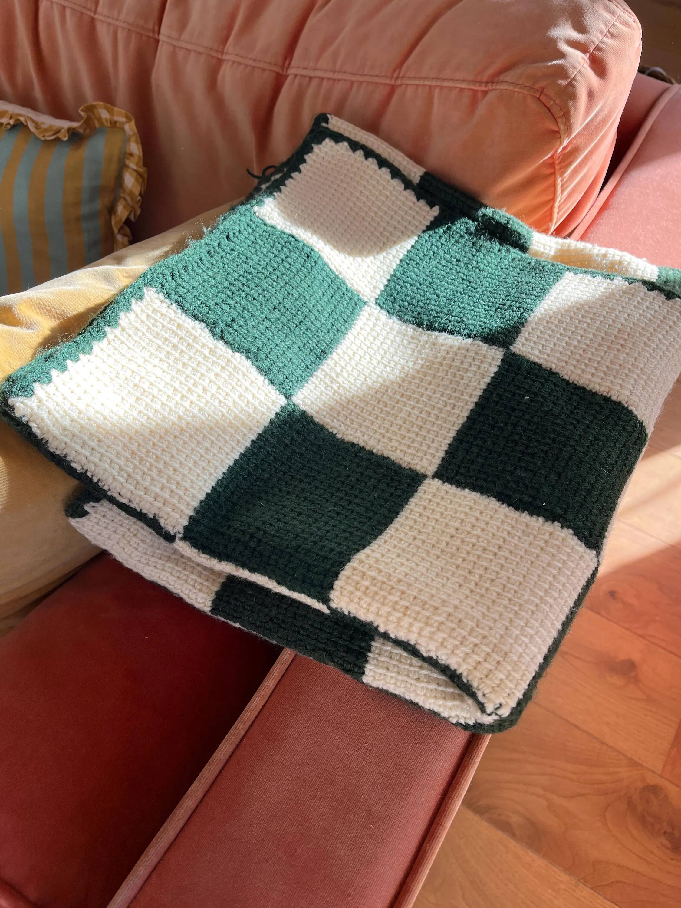 Handmade knitted wool vichy blanket