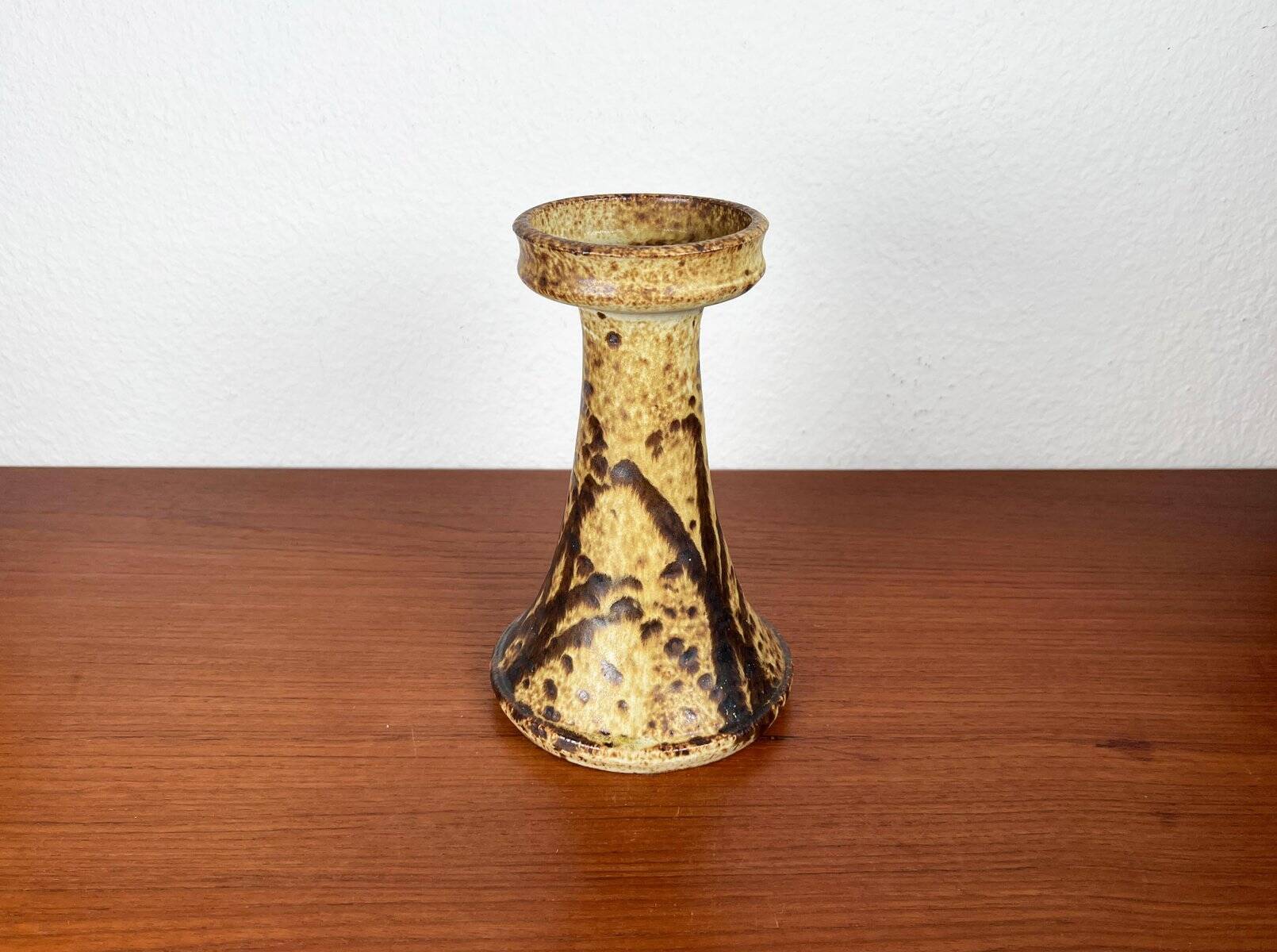 Mid-century Danish studio ceramic candlestick signed Aage Würtz, 1960s.