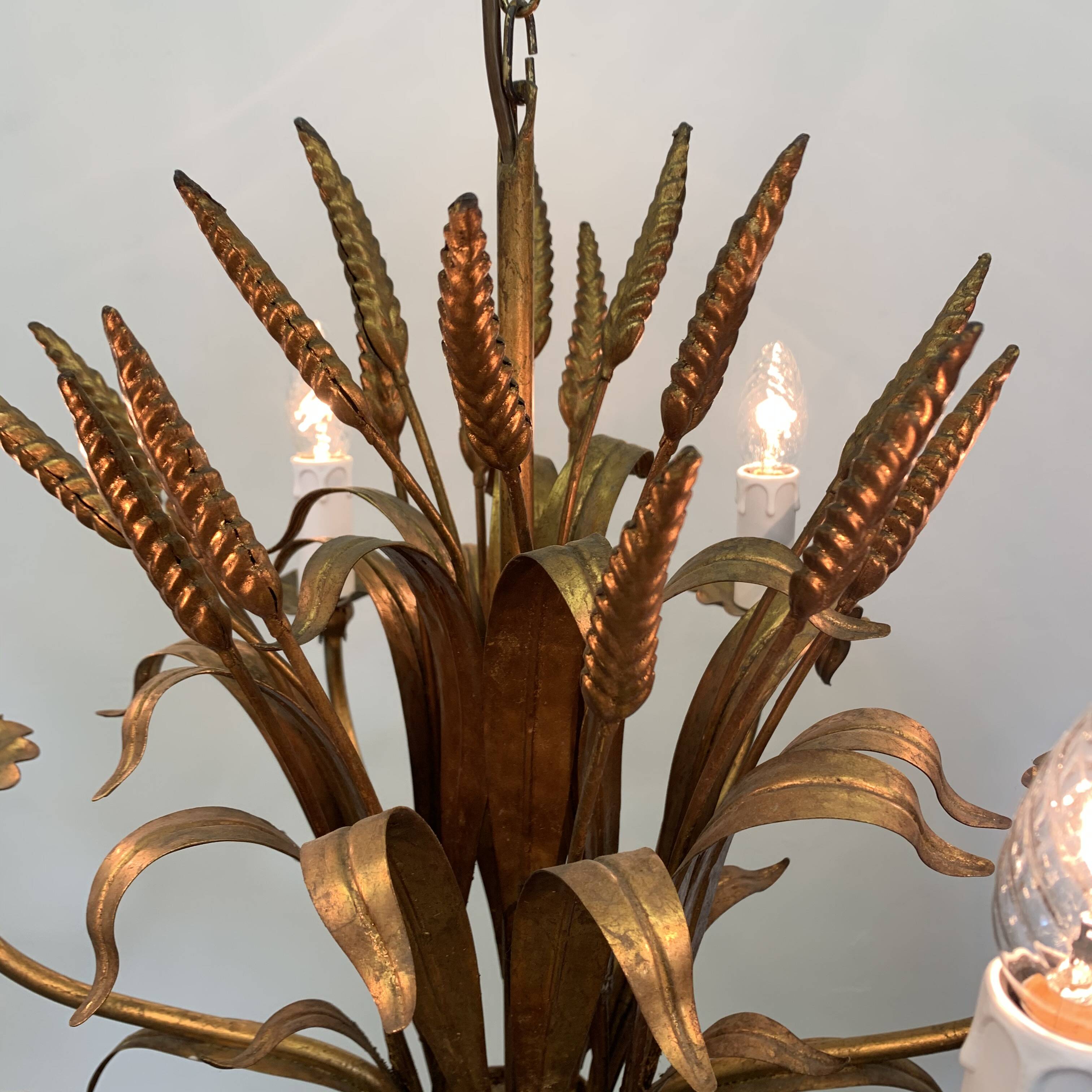 Large wheat sheaf leaf gold gilt chandelier, 1960’s