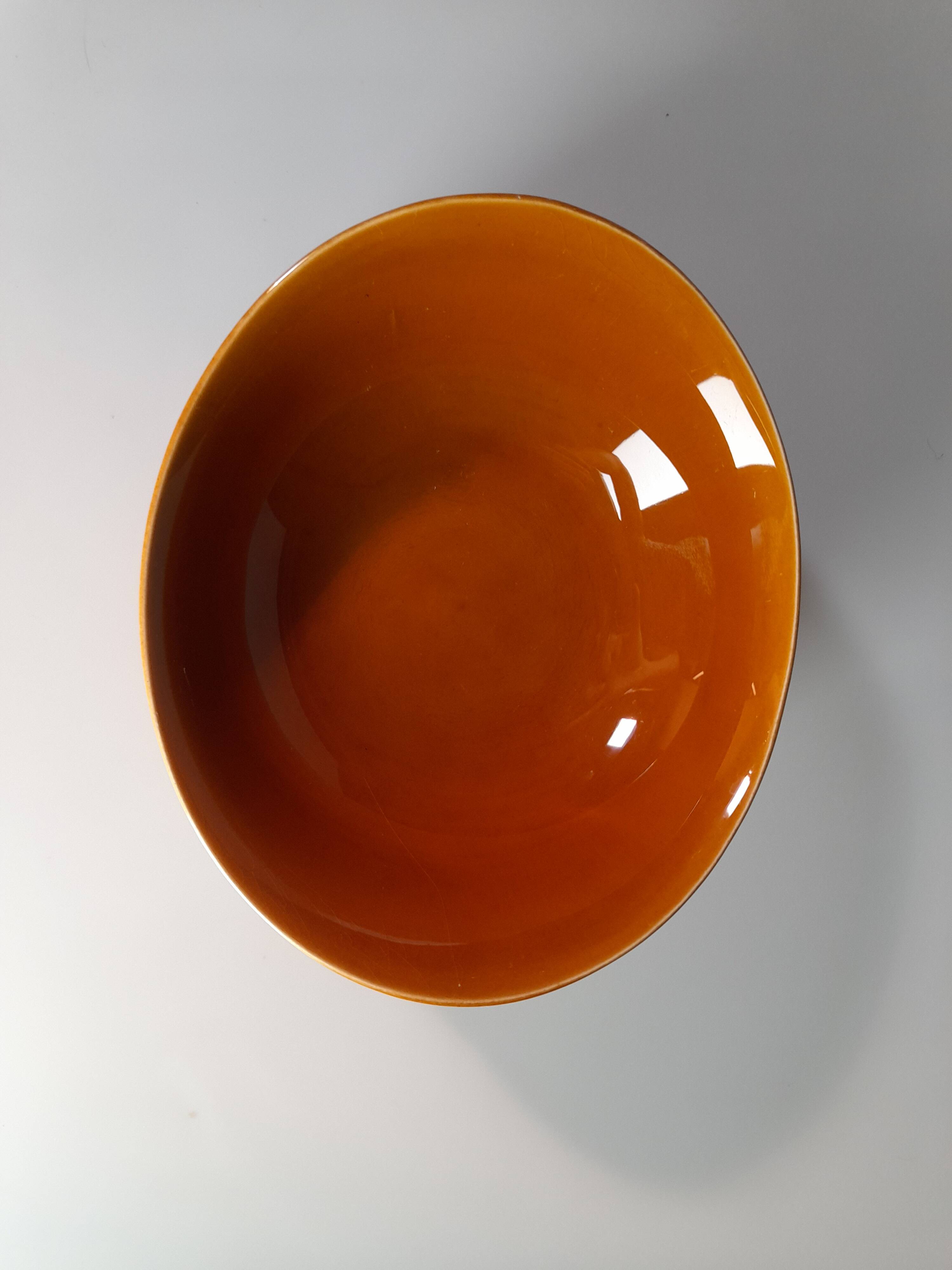 Set of 5 oval orange-yellow ceramic bowls from Faïencerie S