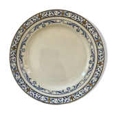 Assiette plate en faïence Creil et Montereau - modèle Colbert