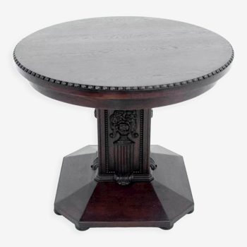 Antique table, Western Europe, early 20th century