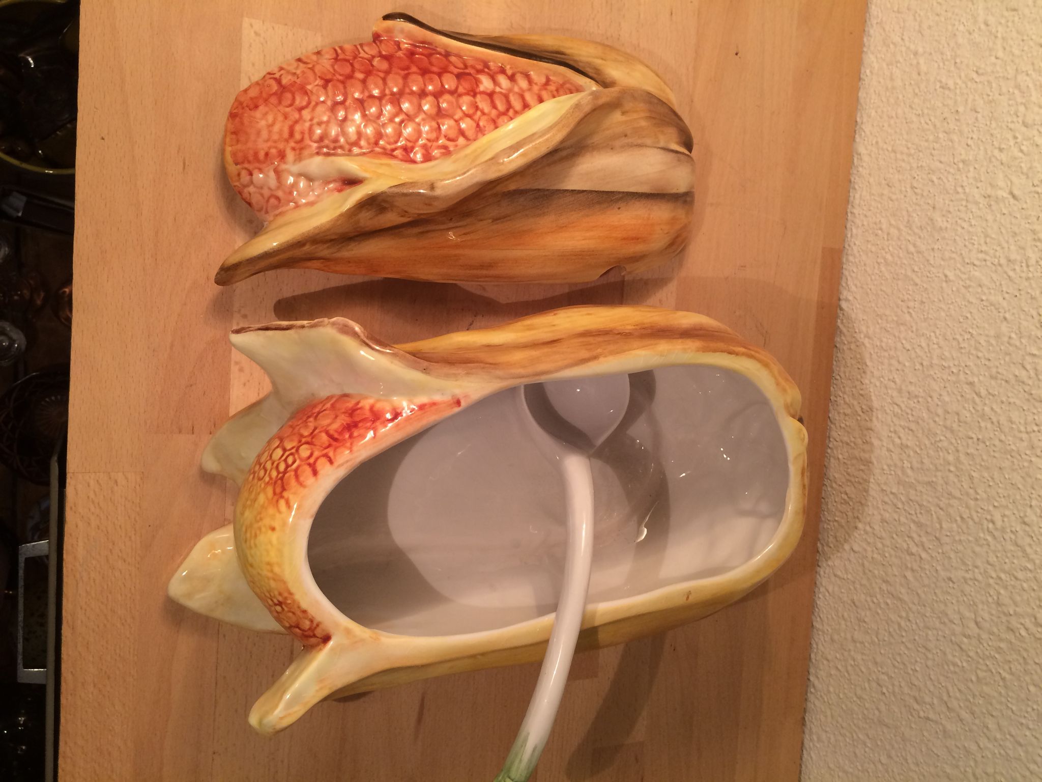 Soup cob of ceramic corn slurry vintage