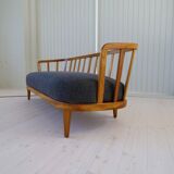 Mid-Century Modern Sculptural Canapé Model "Värend" Carl Malmsten, 1942