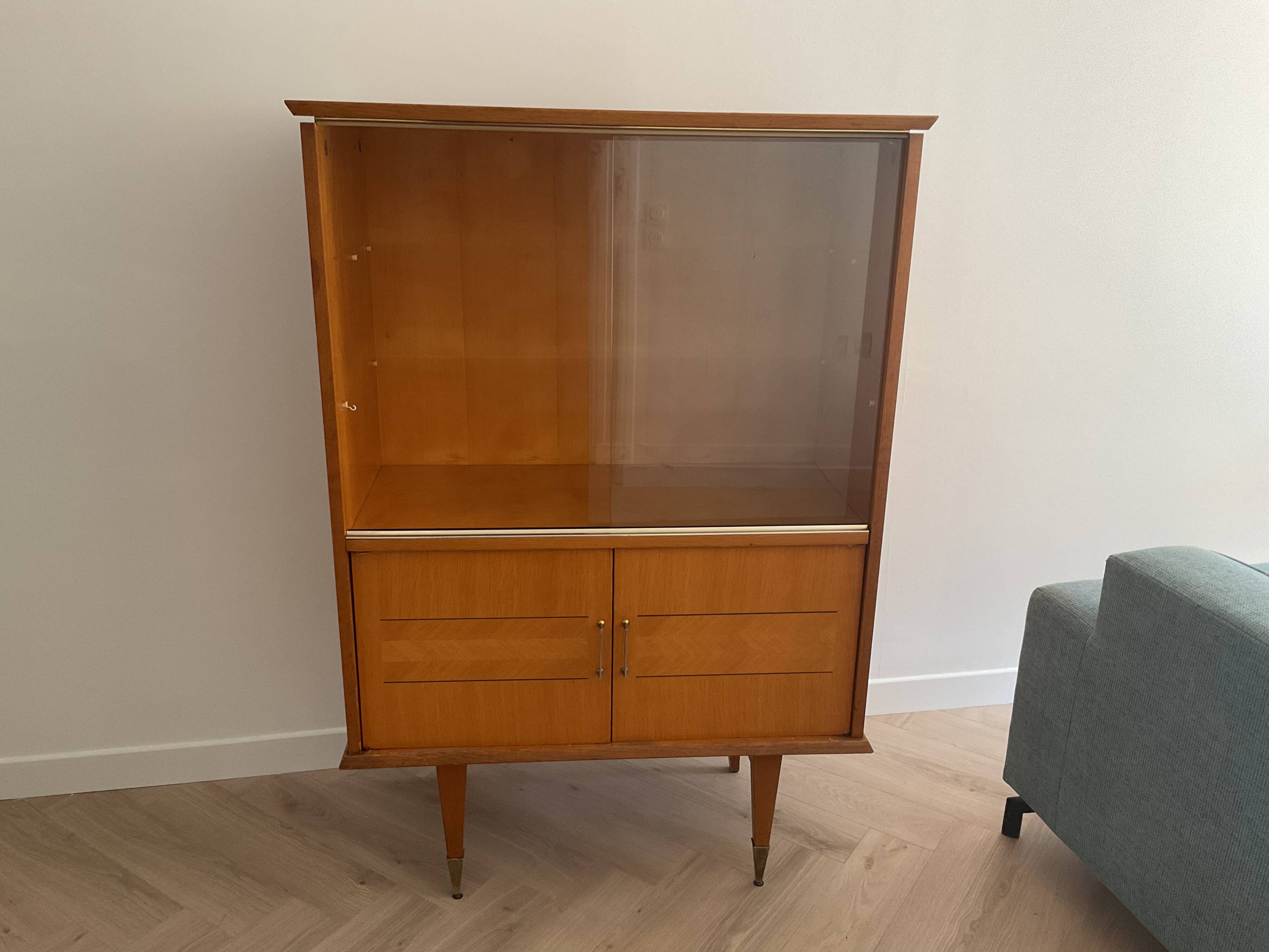 Meuble vitré en chêne, années 70