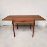 Hundevad teak Danish table, 1960