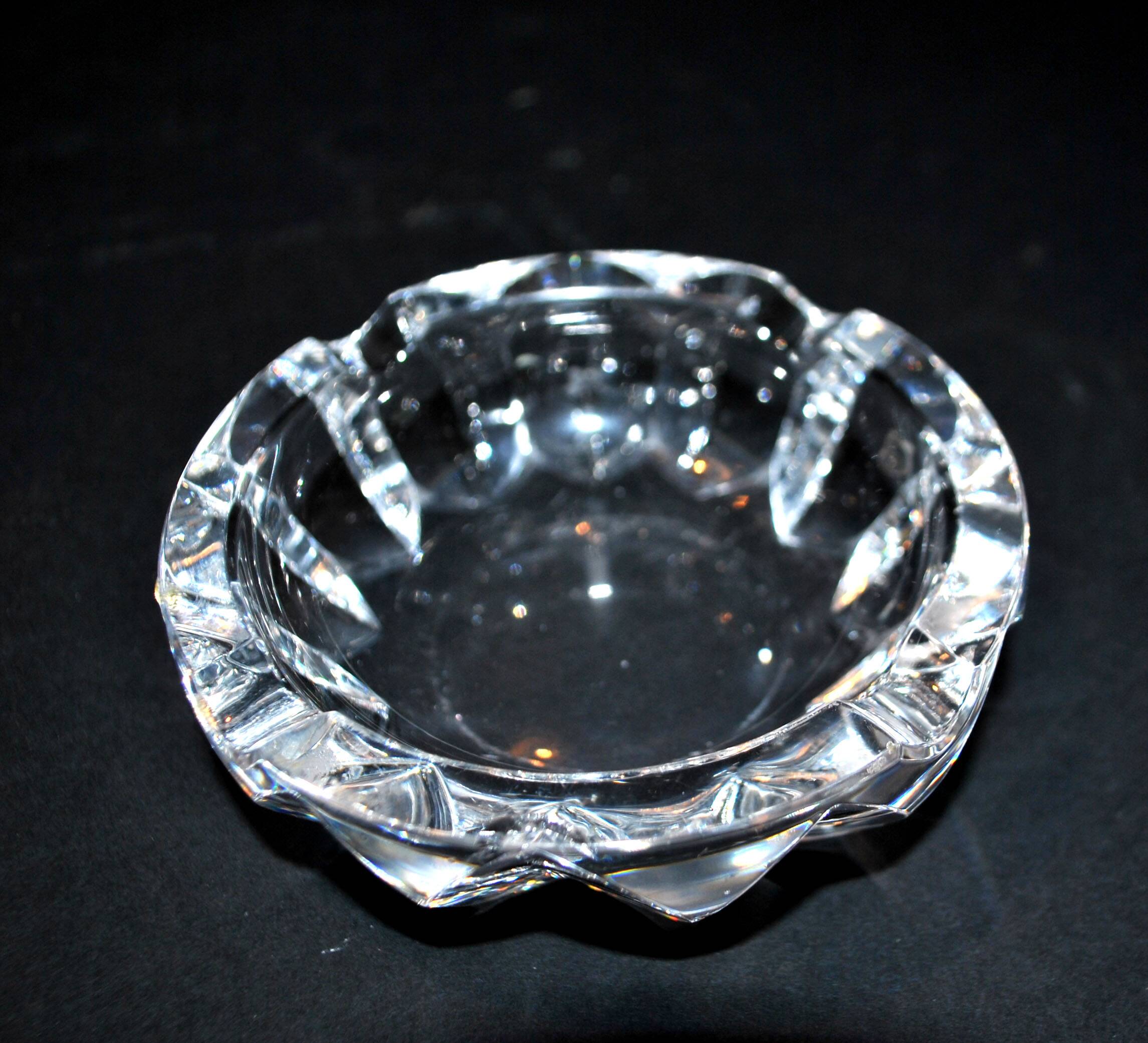 Saint-Louis crystal ashtray 10x4cm