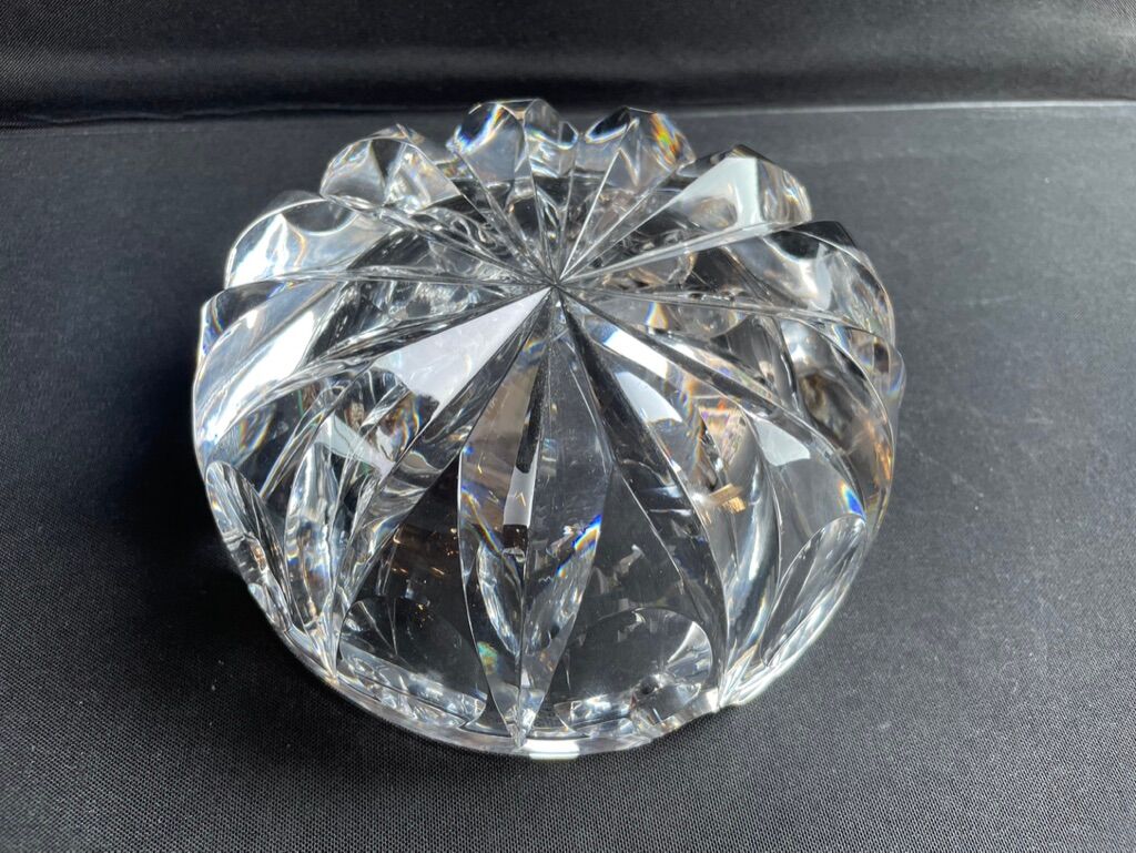 Cut crystal ashtray Saint Louis