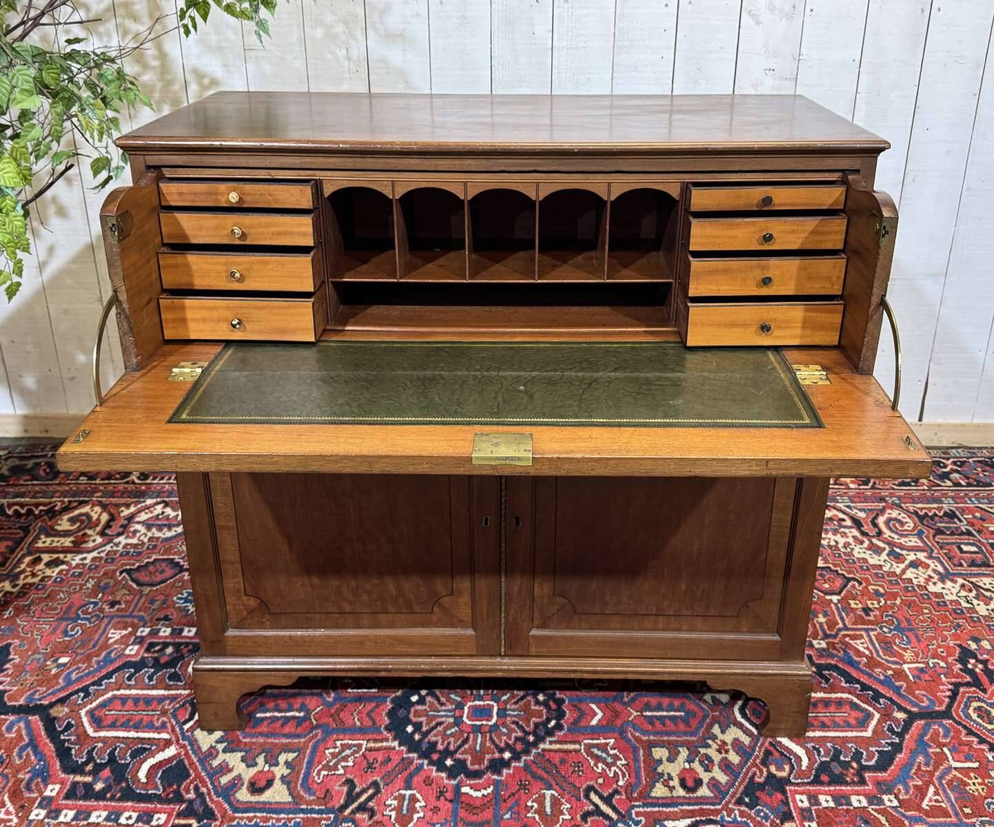 Commode secrétaire anglaise 19ème en acajou