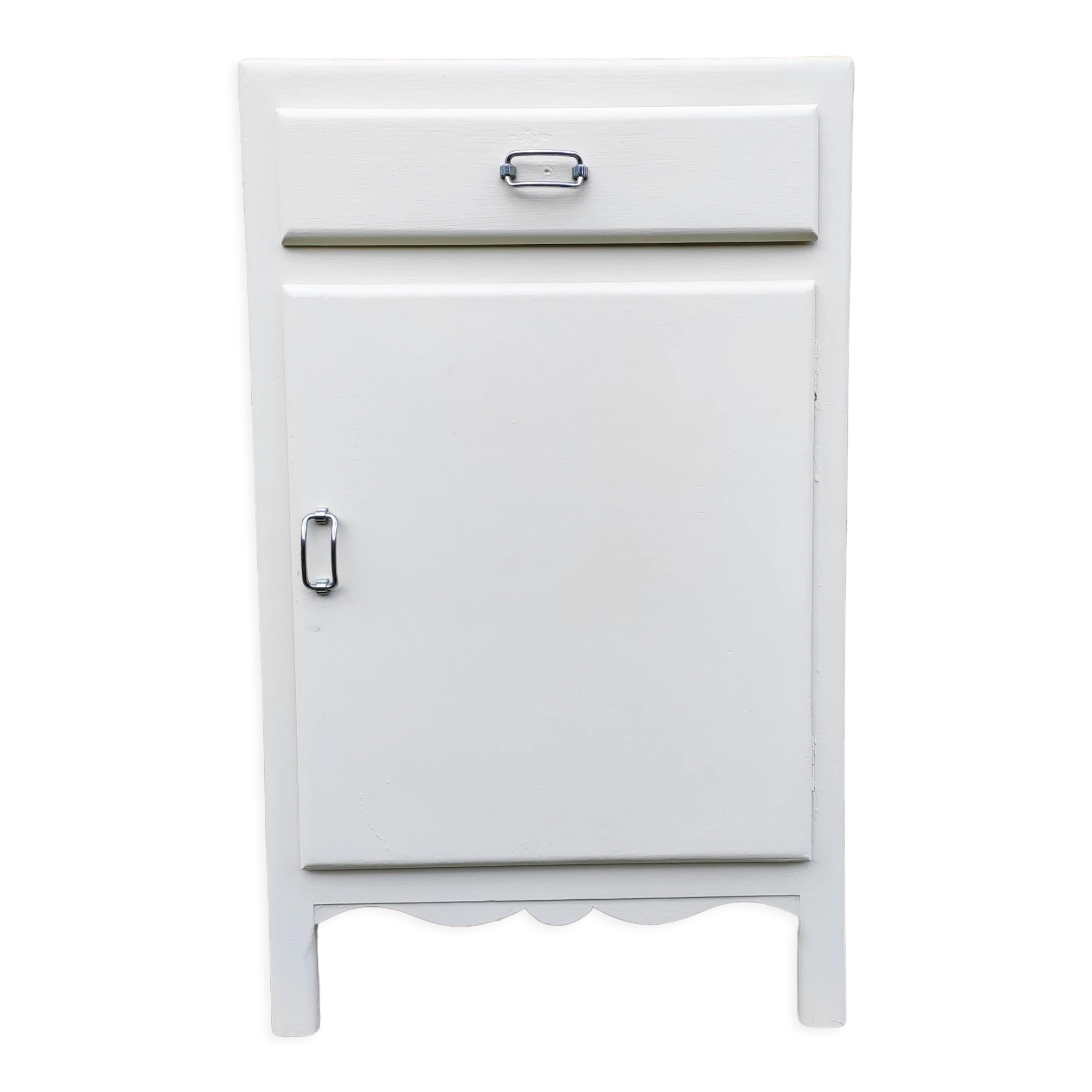 Parisian antique jam buffet