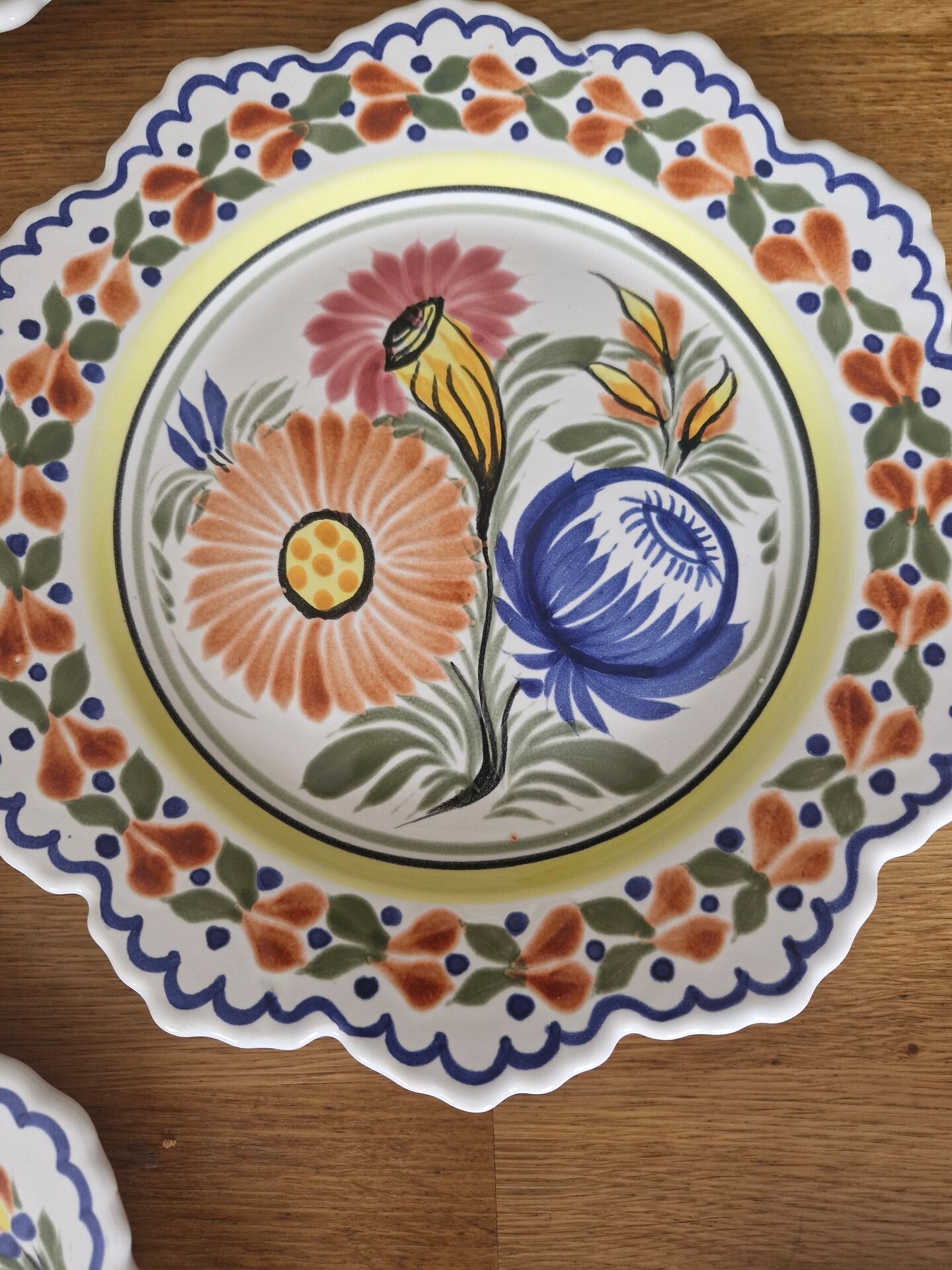 Set of 6 Breton plates
