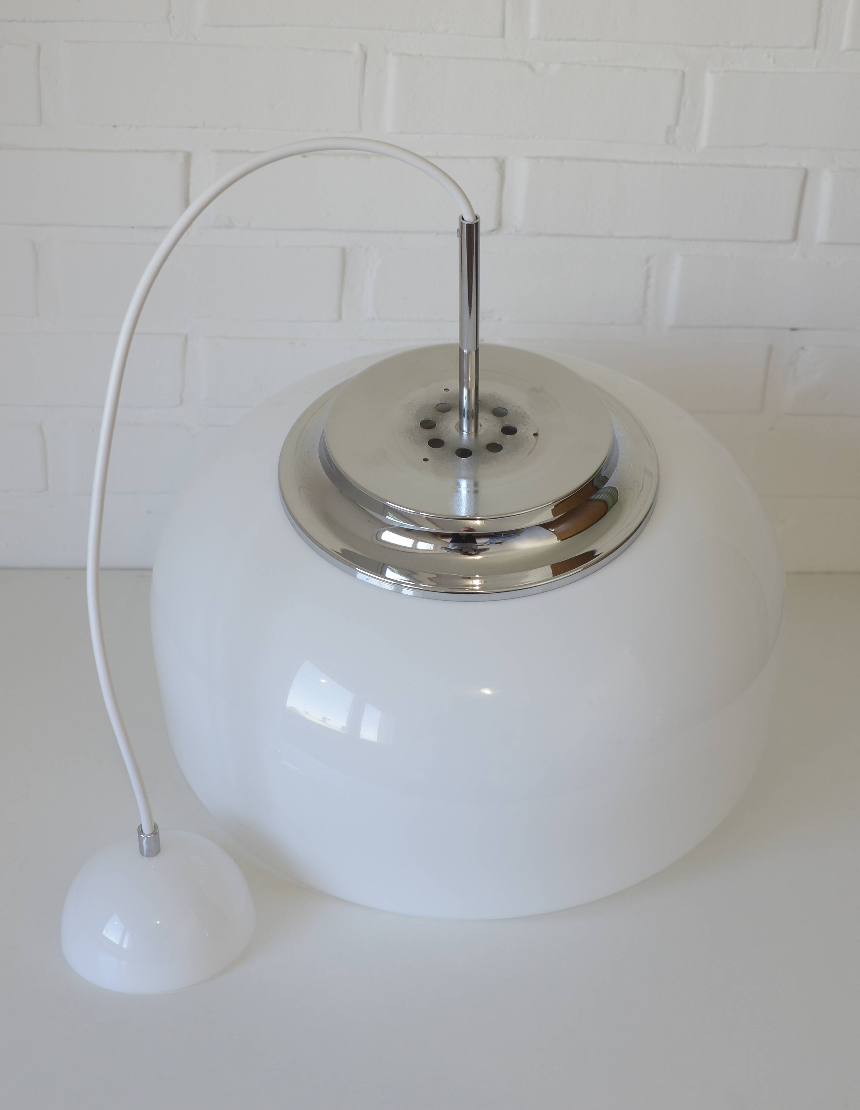 Vintage Harvey Guzzini redesign large pendant light white hanging lamp