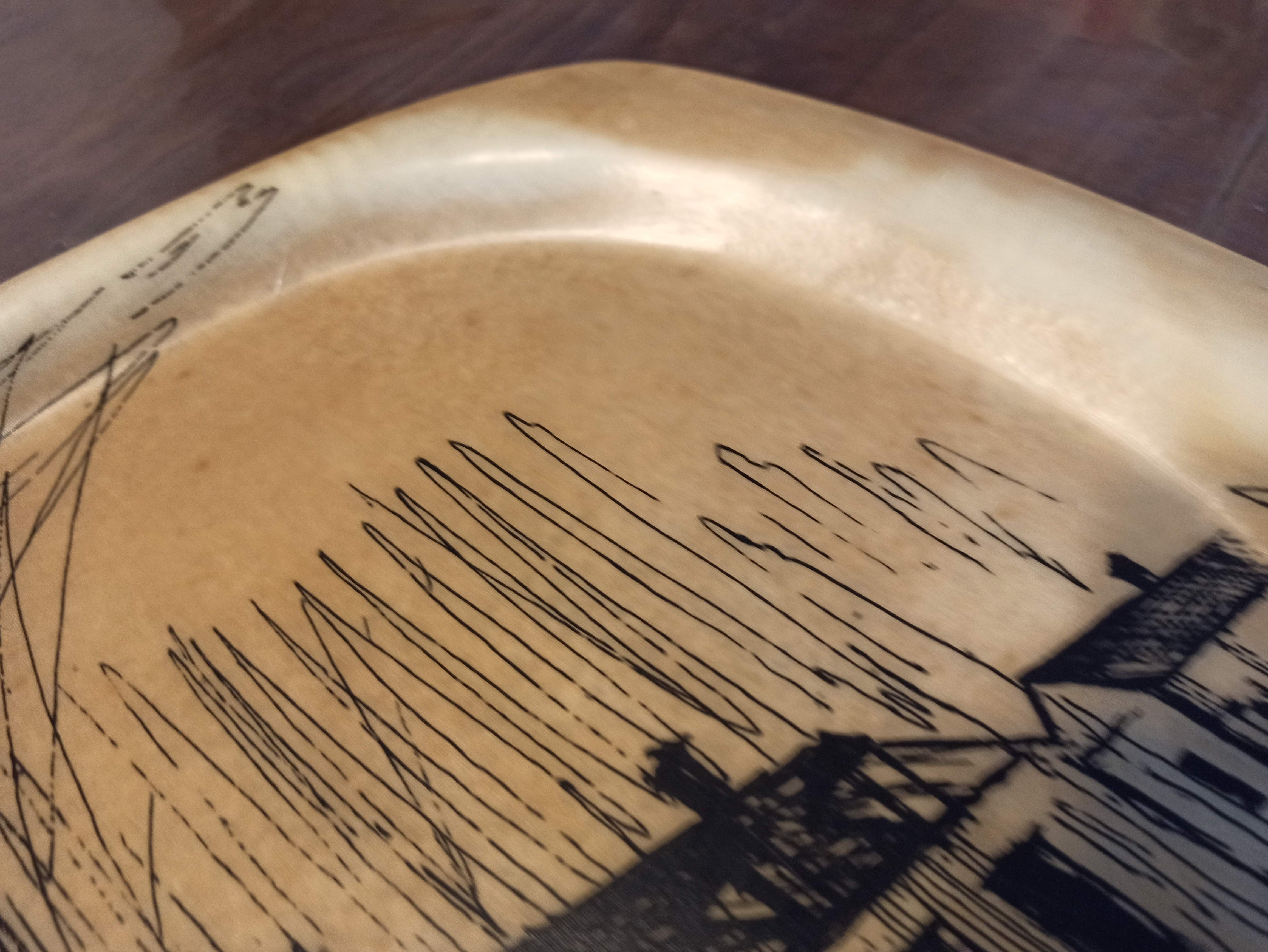 Fiber tray bernard buffet