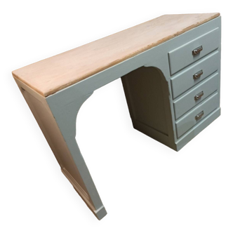 Wooden desk