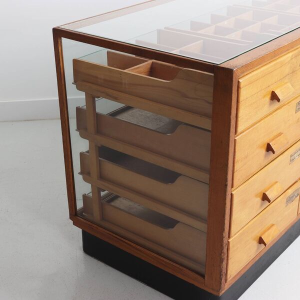 Meuble de métier, présentoir vitré vintage