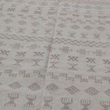 White and grey Berber carpet with Berber motifs 200x150cm