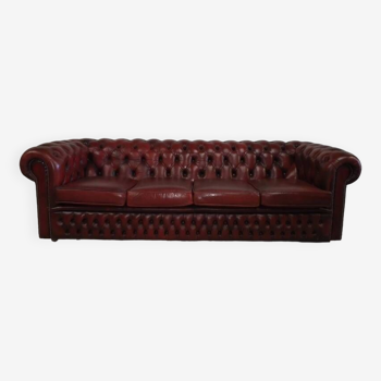 Canapé chesterfield cuir bordeaux quatre places