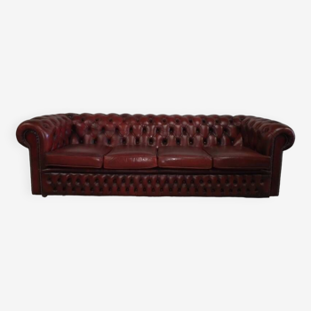Four-seater chesterfield burgundy leather sofa