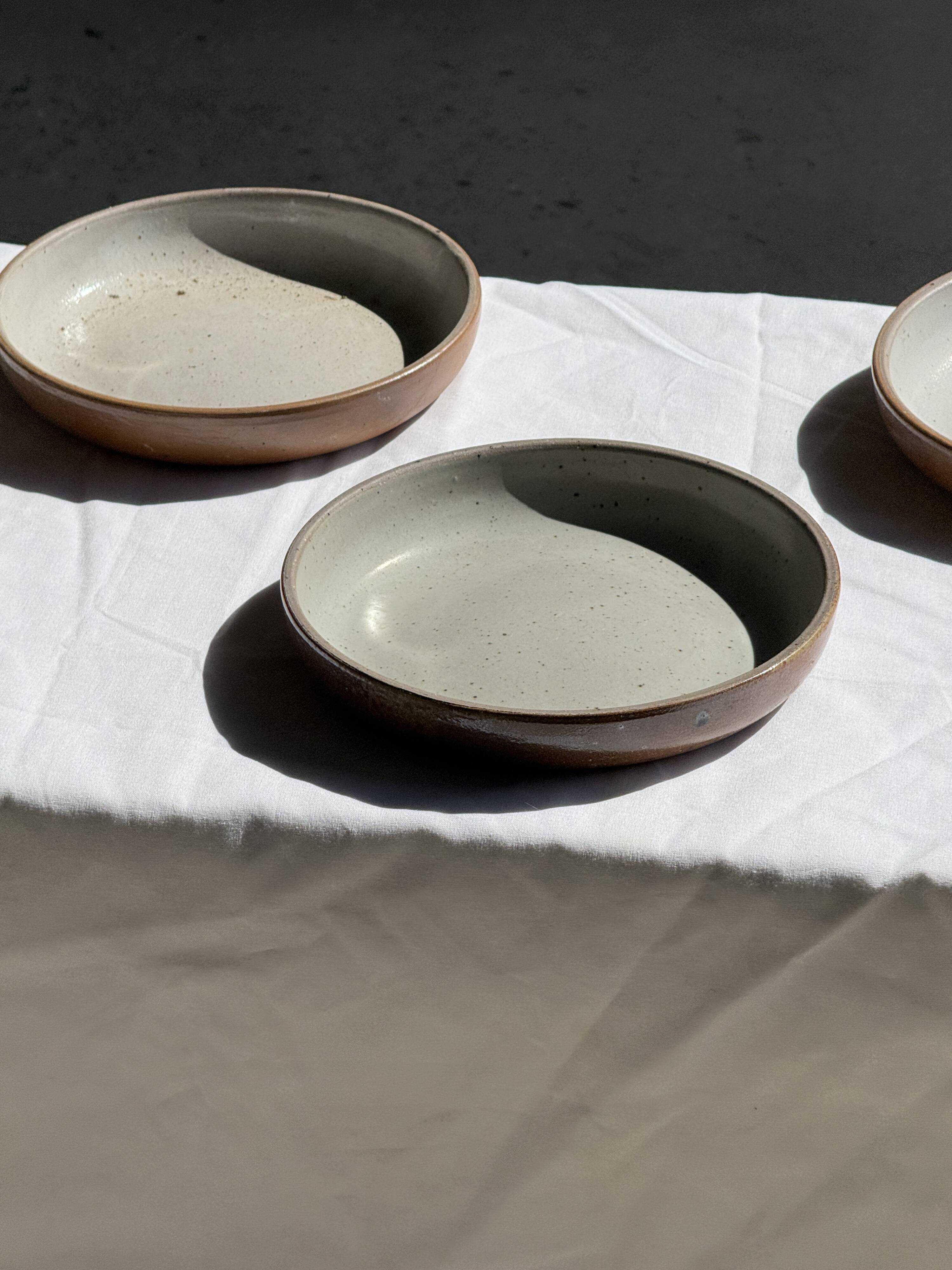 Set of 6 handmade ceramic deep plates in glazed beige D19.5 H4