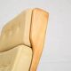 Fauteuil en cuir beige
