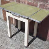 Extendable kitchen table (1950s)