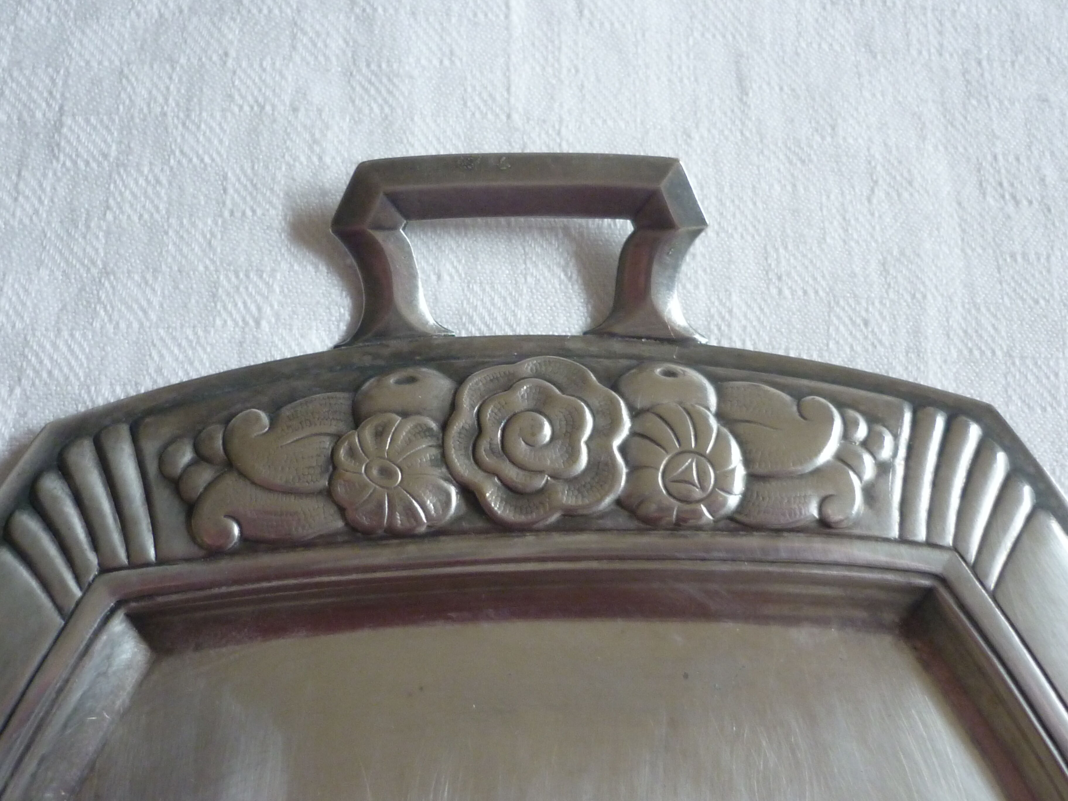 Tray silver metal art deco 2 handles small flowers