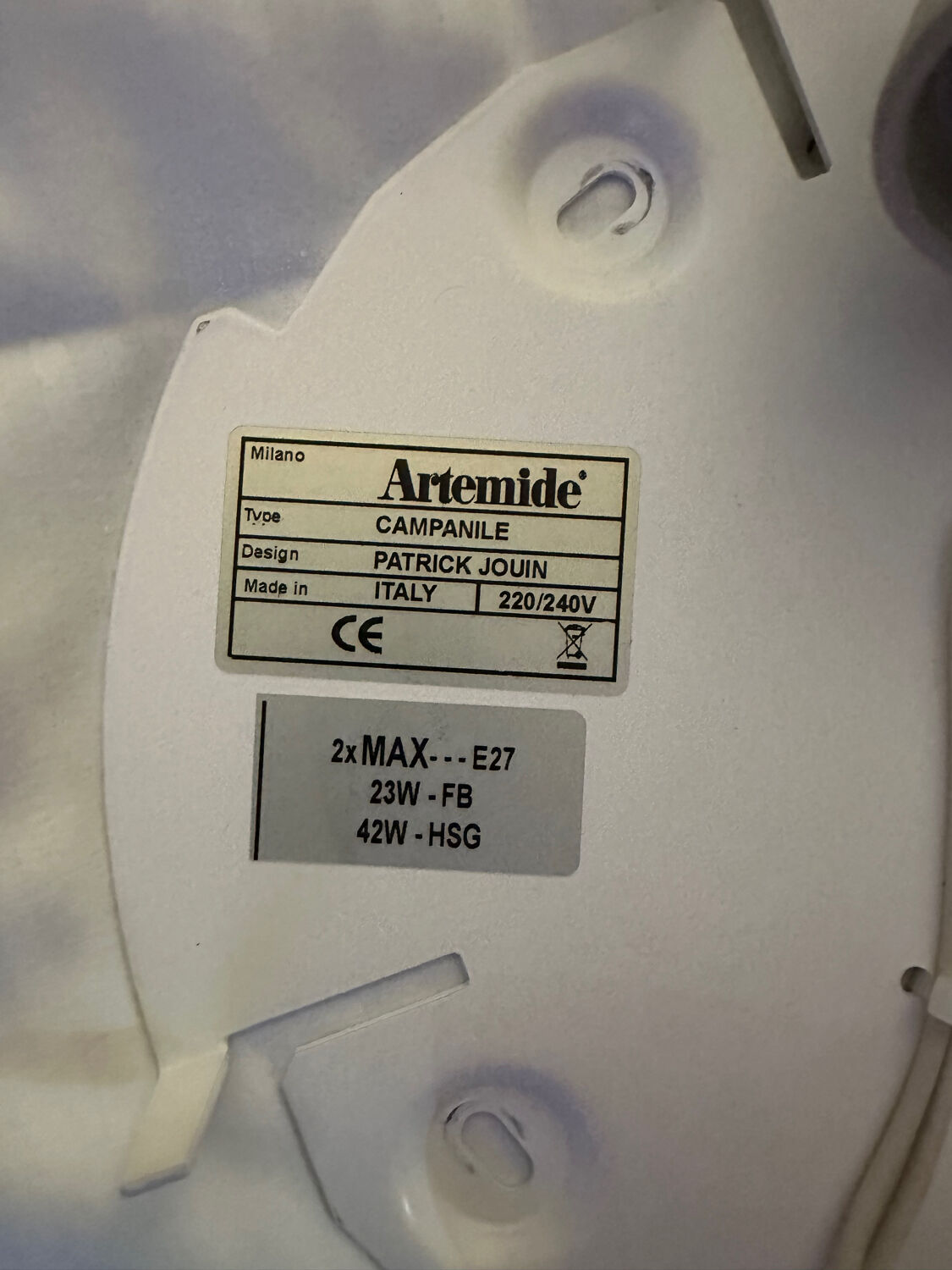 Artemide wall light design