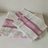 Vintage tablecloth and napkins