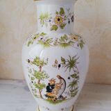 Vase old Moustier eighteenth century