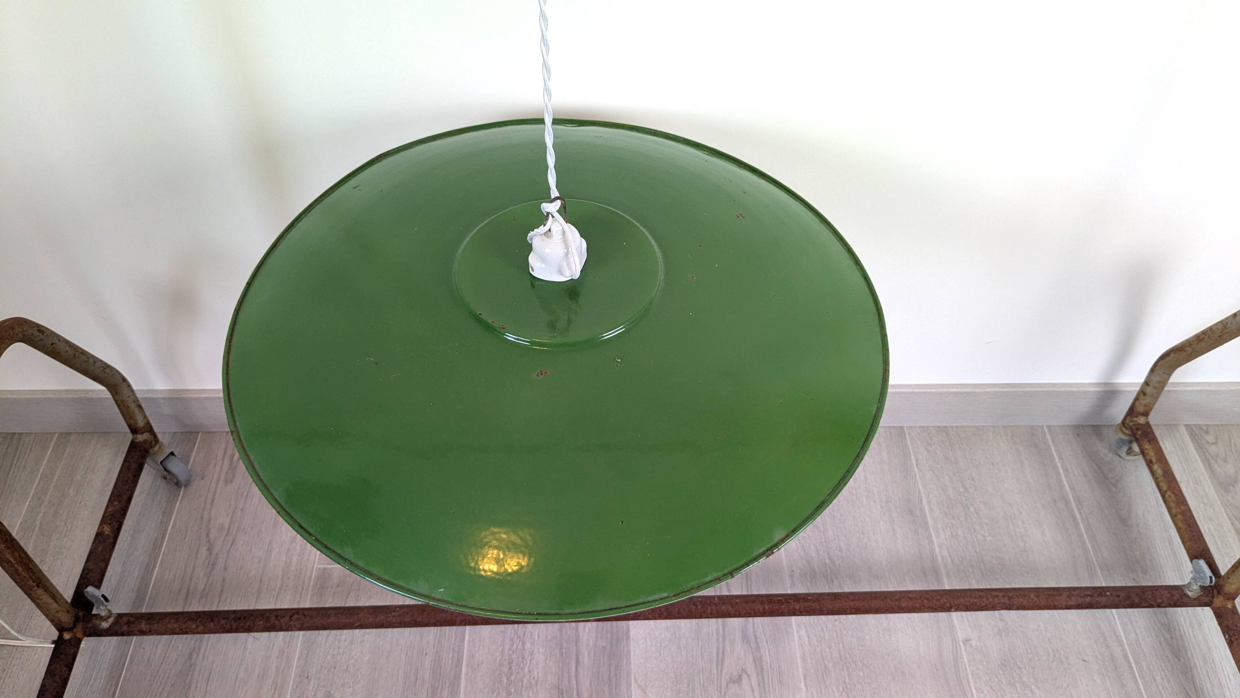 Large green industrial workshop pendant light 50 cm, ceramic socket