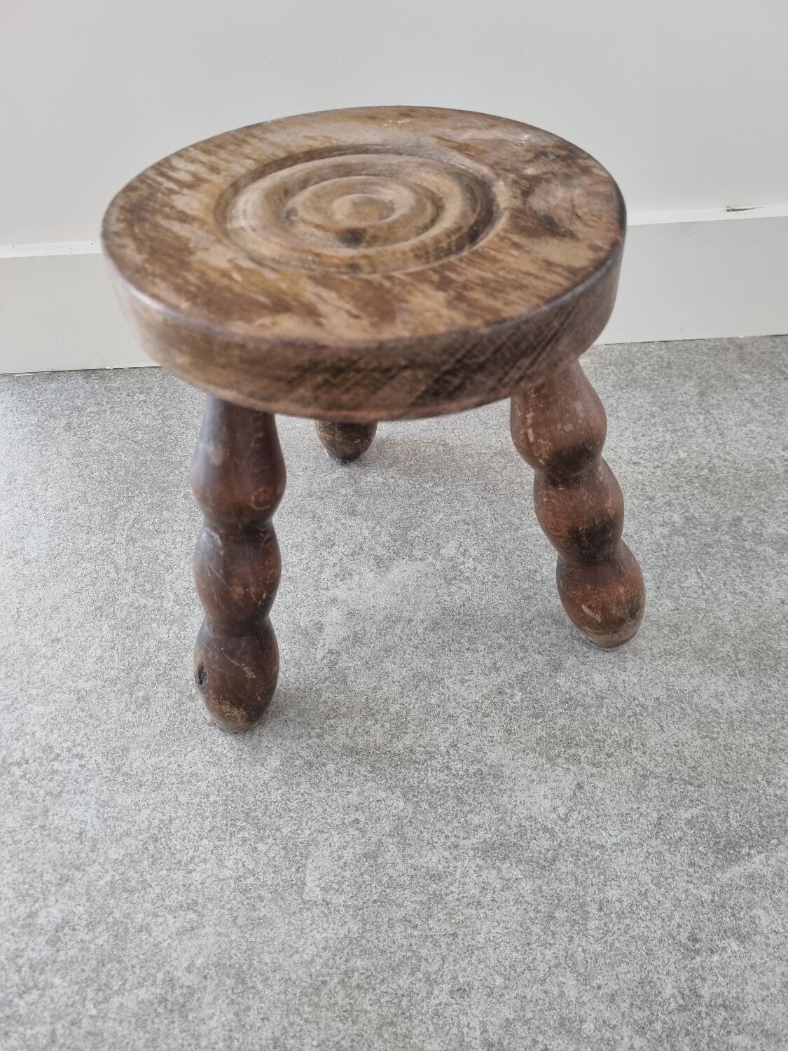 Brutalist trading stool