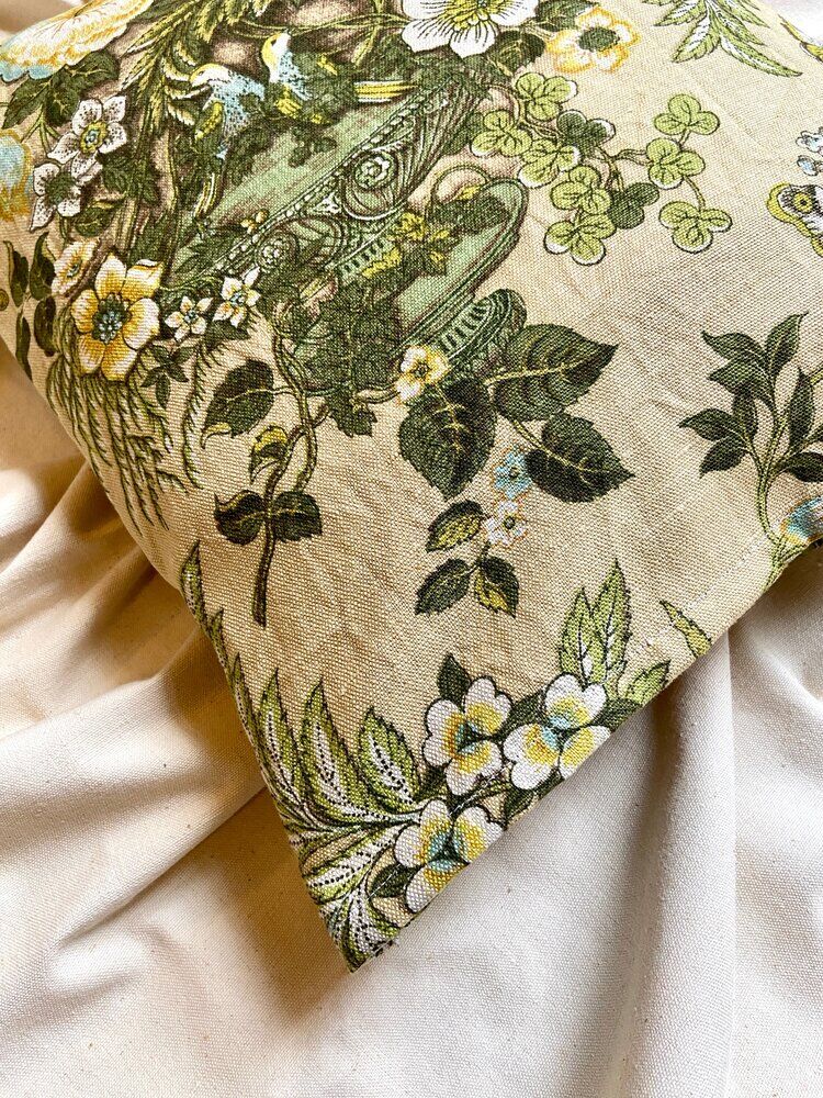 Green and beige printed cotton cushion 40 cm