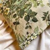Coussin en coton imprimé vert et beige 40 cm