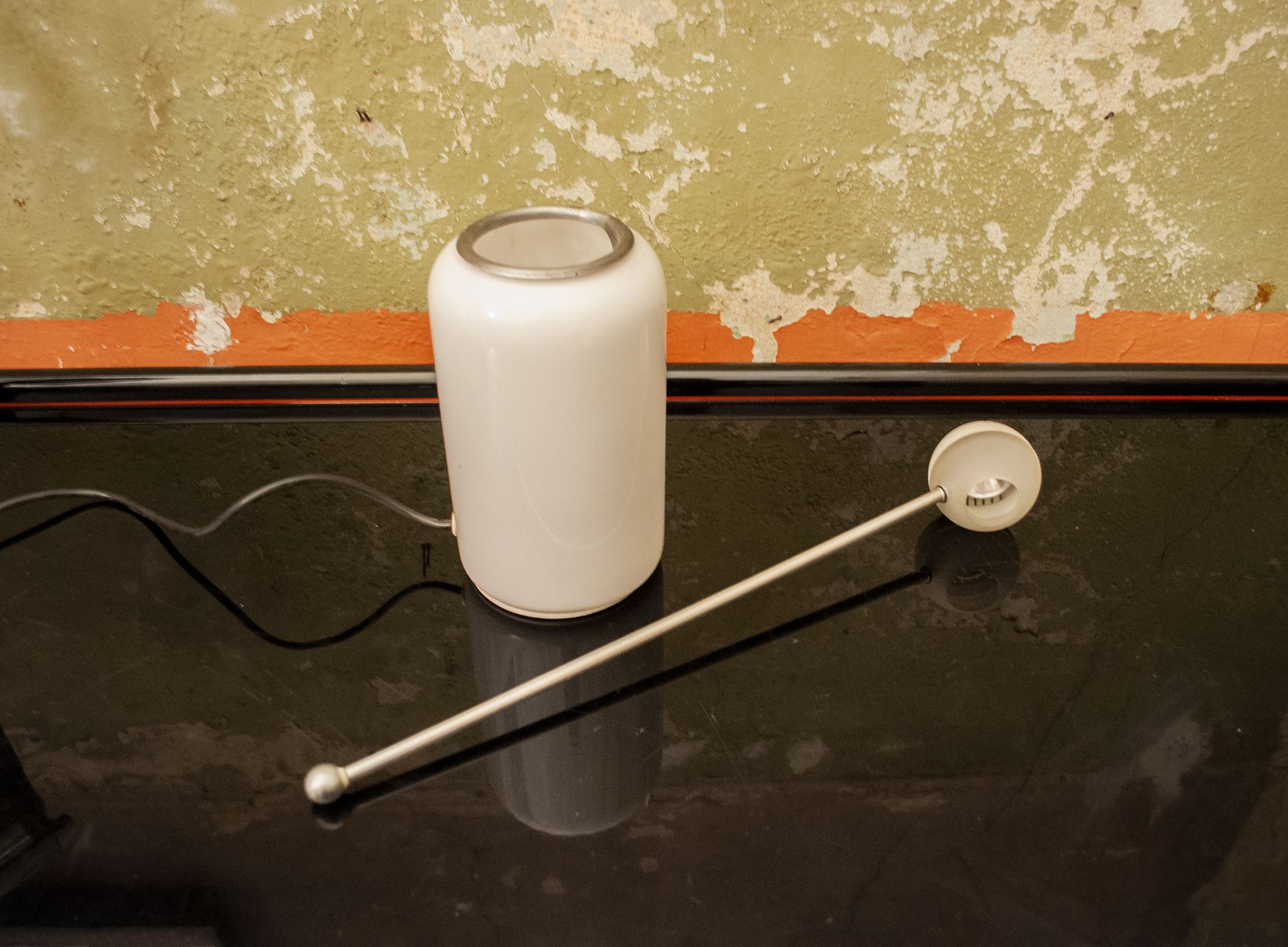 Contact table lamp model L'Ingenuo by F.A. Porsche for Luci Italia 1950s