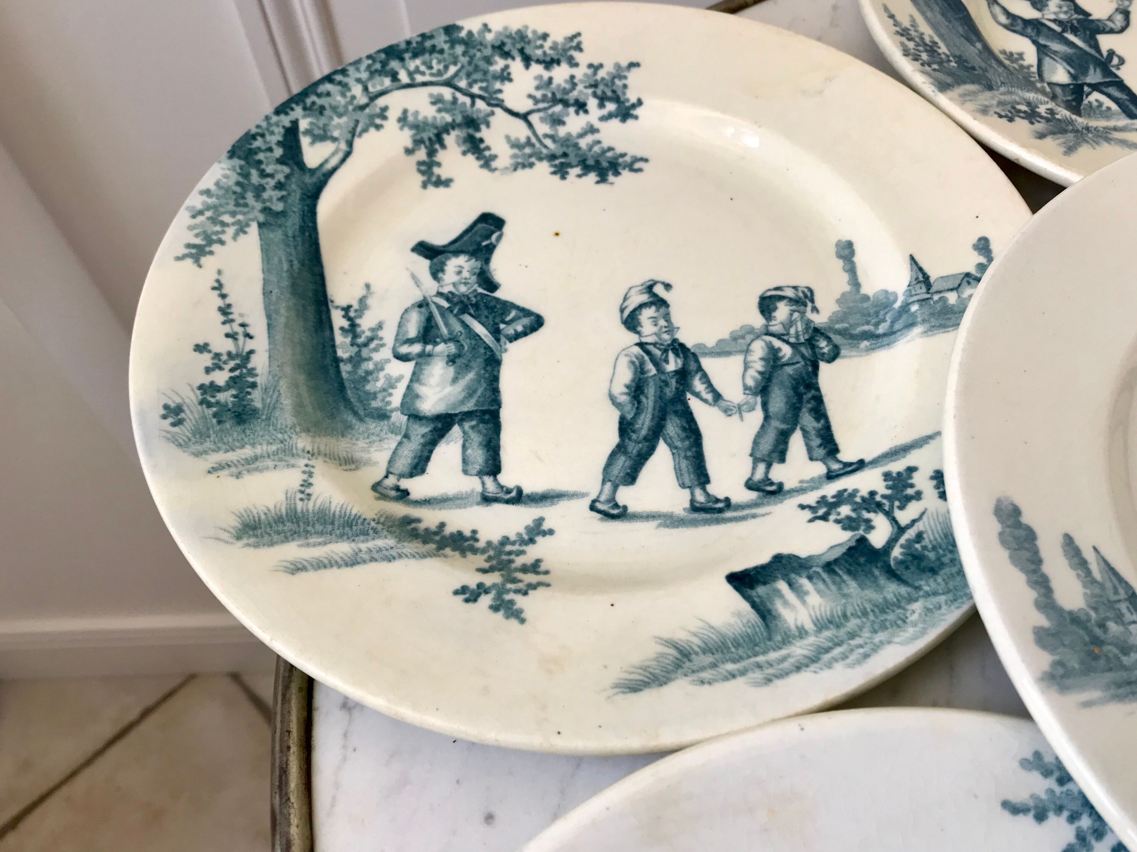 Set of 6 flat plates Iron Earth model "Garde Champêtre" late nineteenth