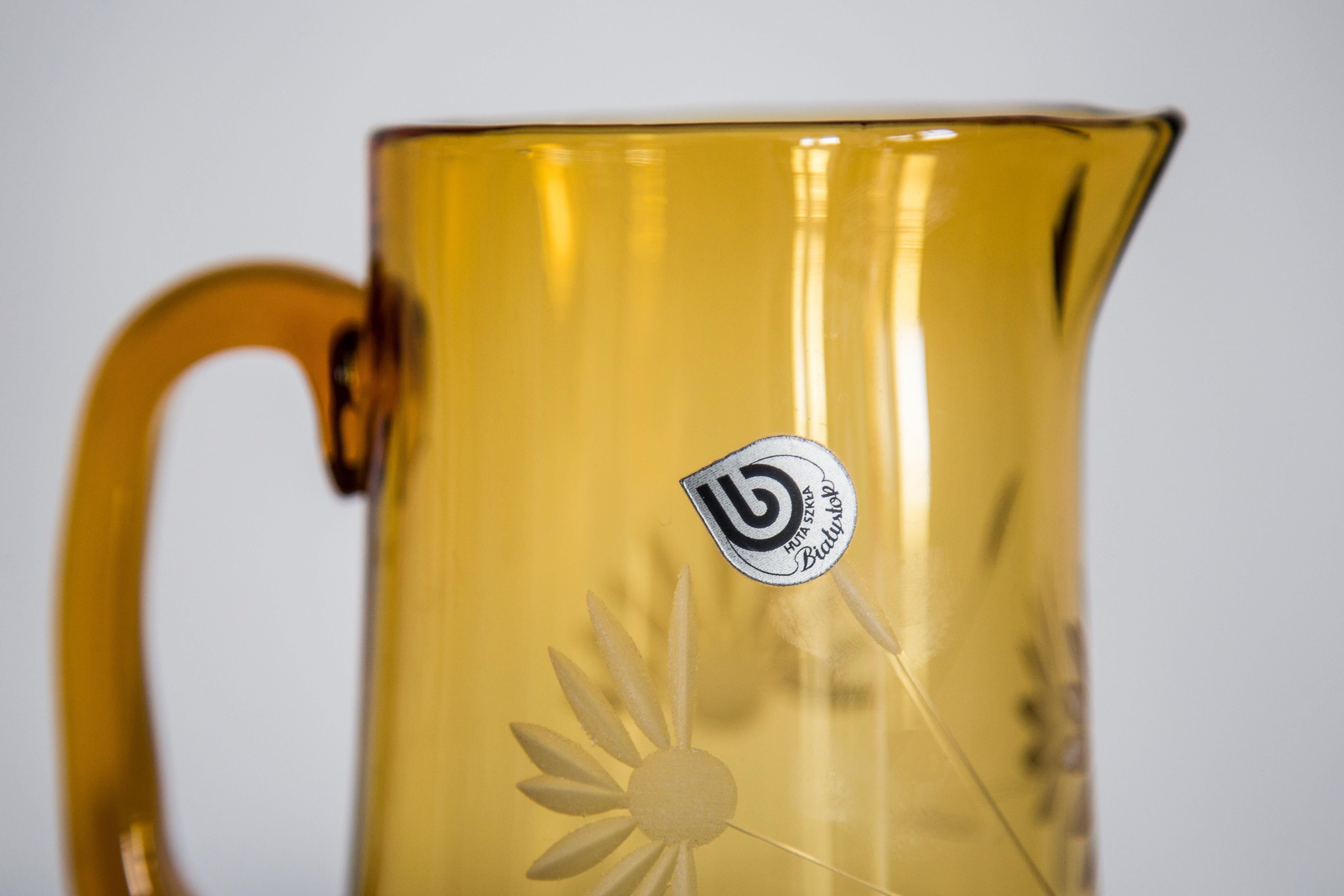 Set of six mid-century glasses and yellow Murano pot, Europe, 1960s.