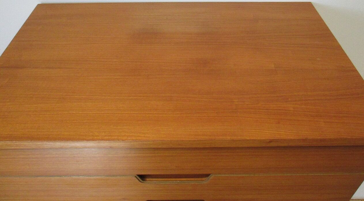 High Uniflex dresser by G.Hoffstead.