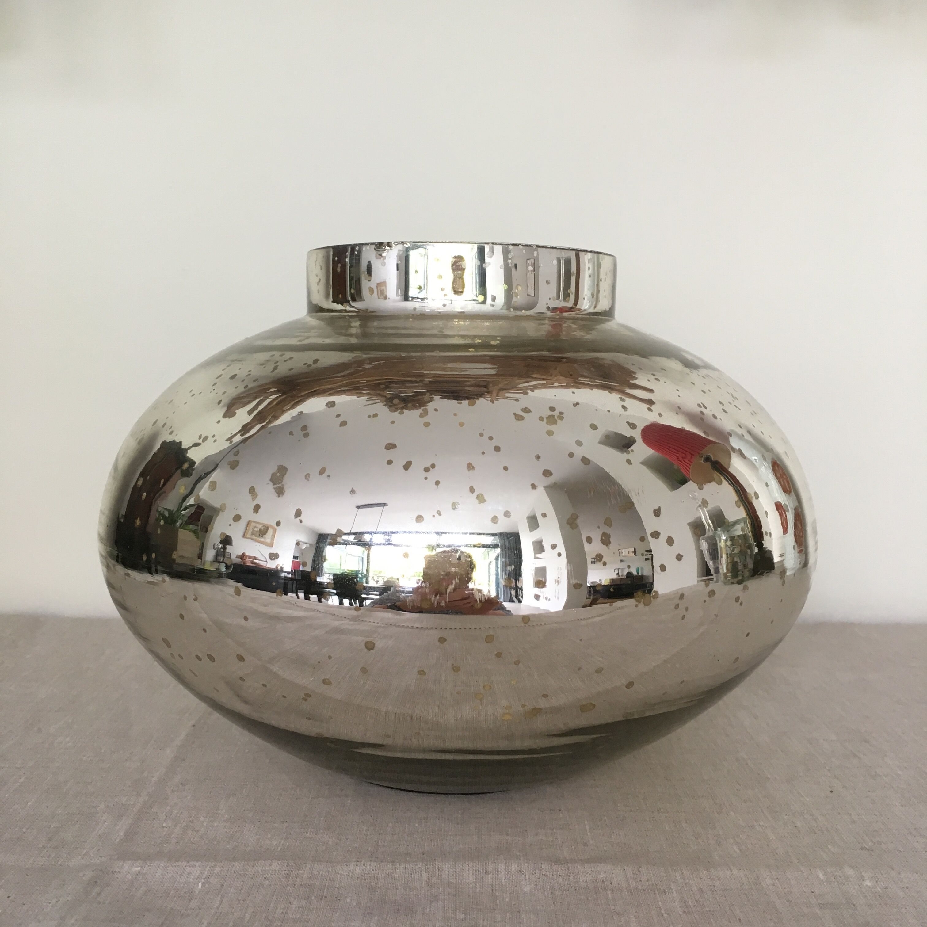 Vase boule en verre mercurisé