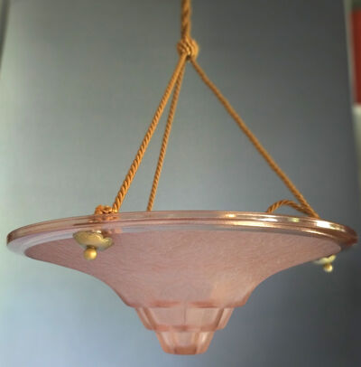 Suspension Art Deco pink basin