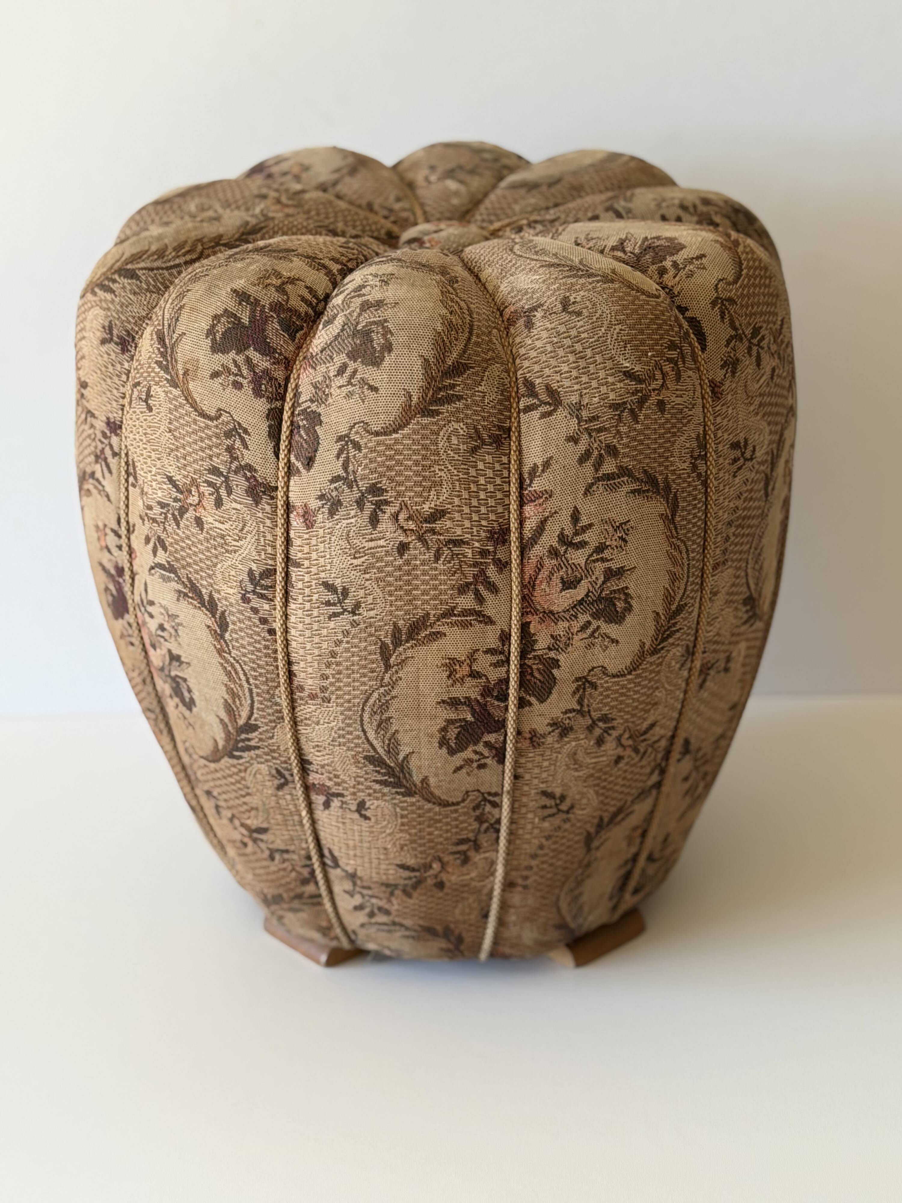 Tabouret par Jindrich Halabala pour Cesky Nabytek, Tchécoslovaquie, 1956