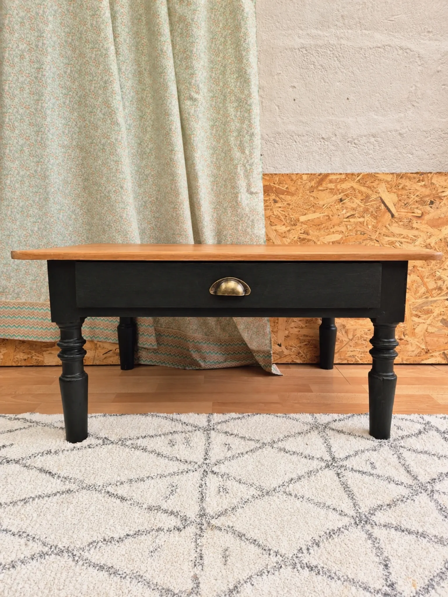 Table basse vintage rénovée
