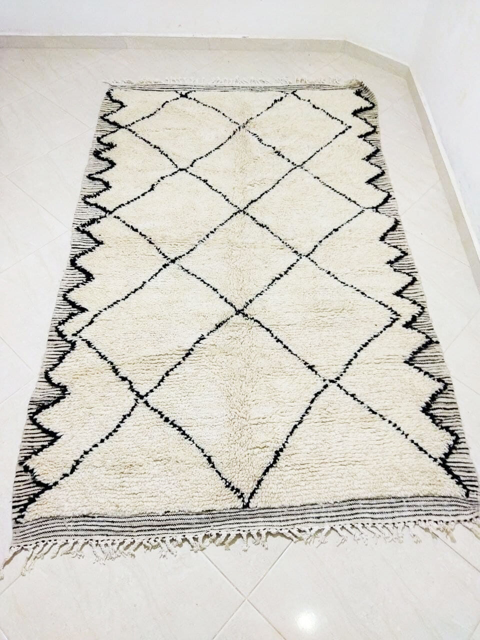 Berber carpet beni ouarain 233 X 145 CM