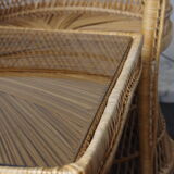 Ensemble vintage de chaises de paon en osier et table des années 60
