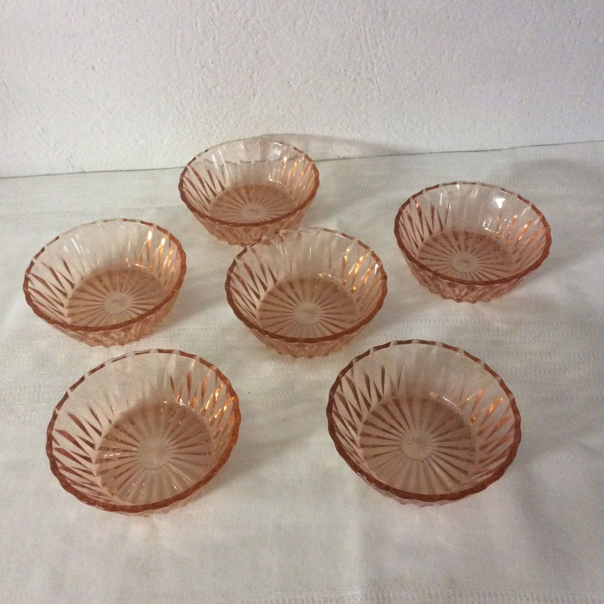 6 pink glass cups, vintage