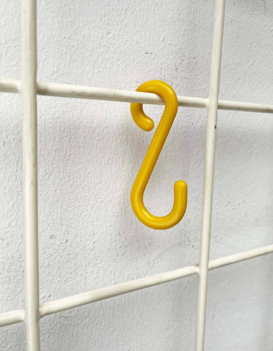 Minimalist white wire coat rack from mid-century Germany, 1960s.