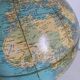 Globe  vintage 1976 terrestre tripode Taride philips challenge mappemonde -