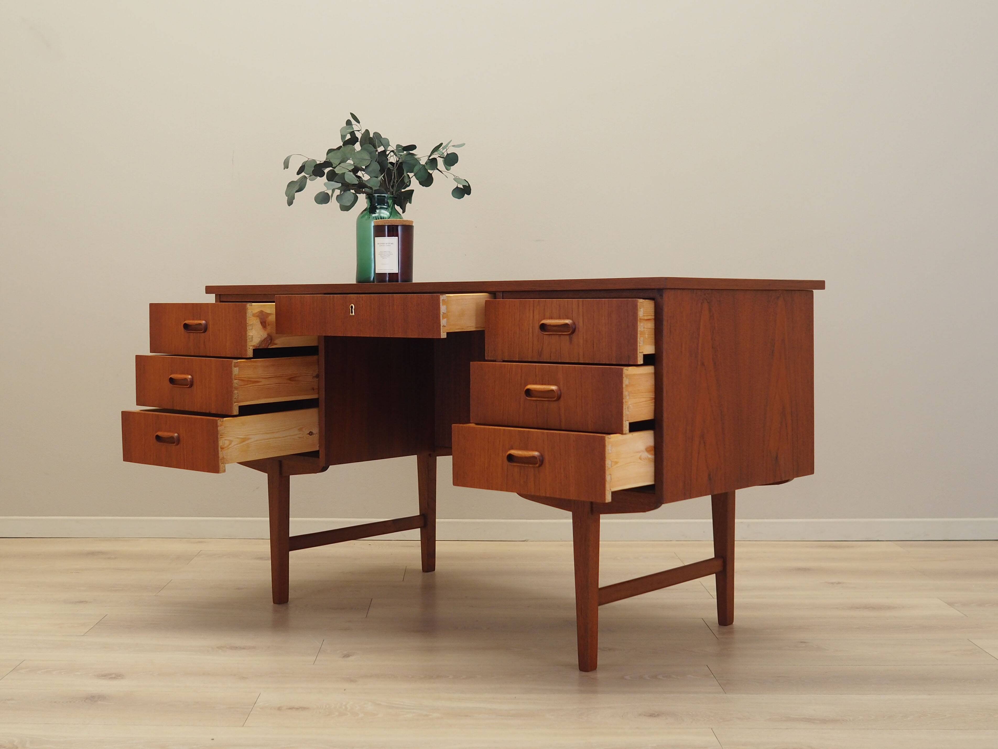 Teak desk, Danish design, 1970s, production: Denmark