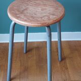 Minimalist stool
