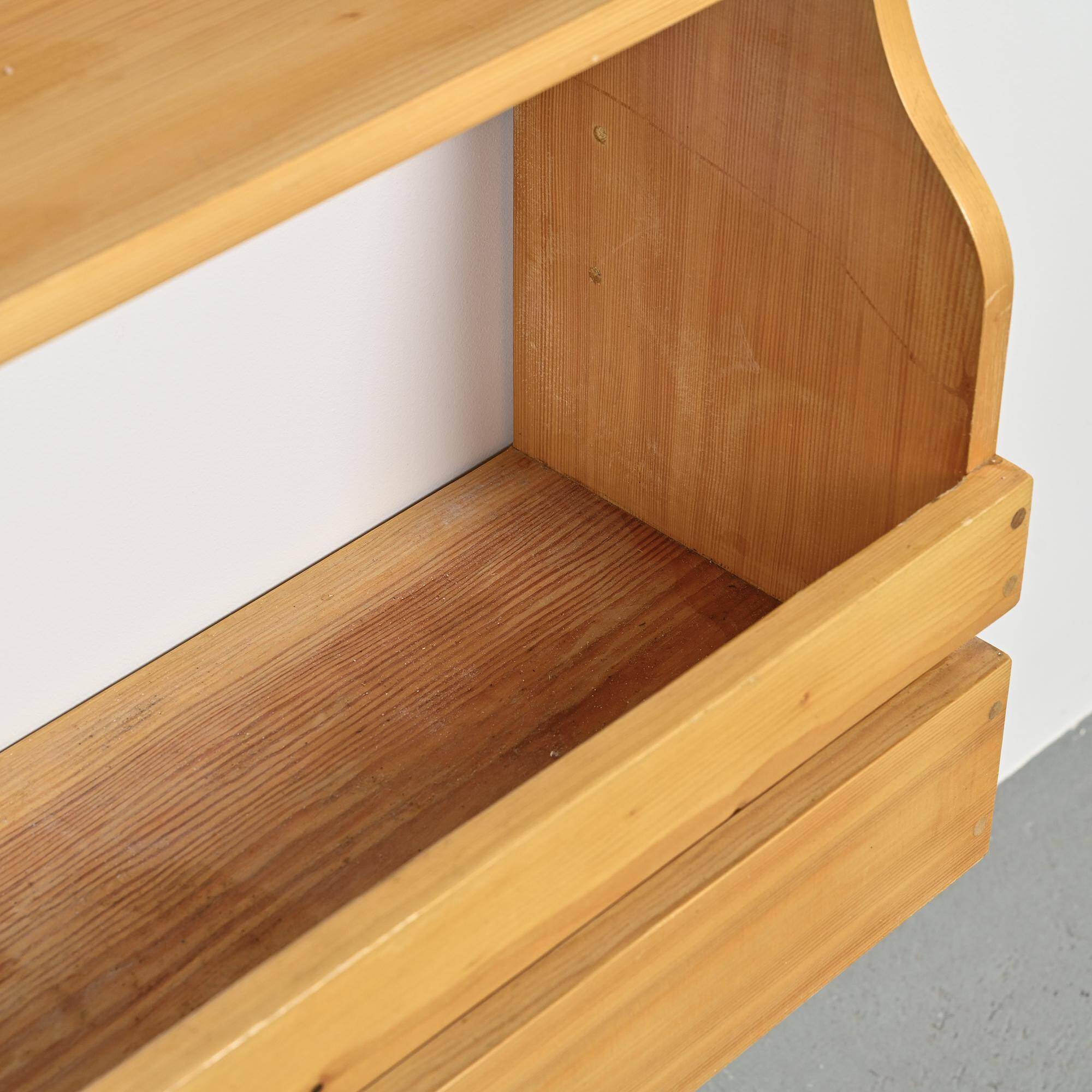 Pine wall-mounted sideboard, Les Arcs 1800, circa 1970