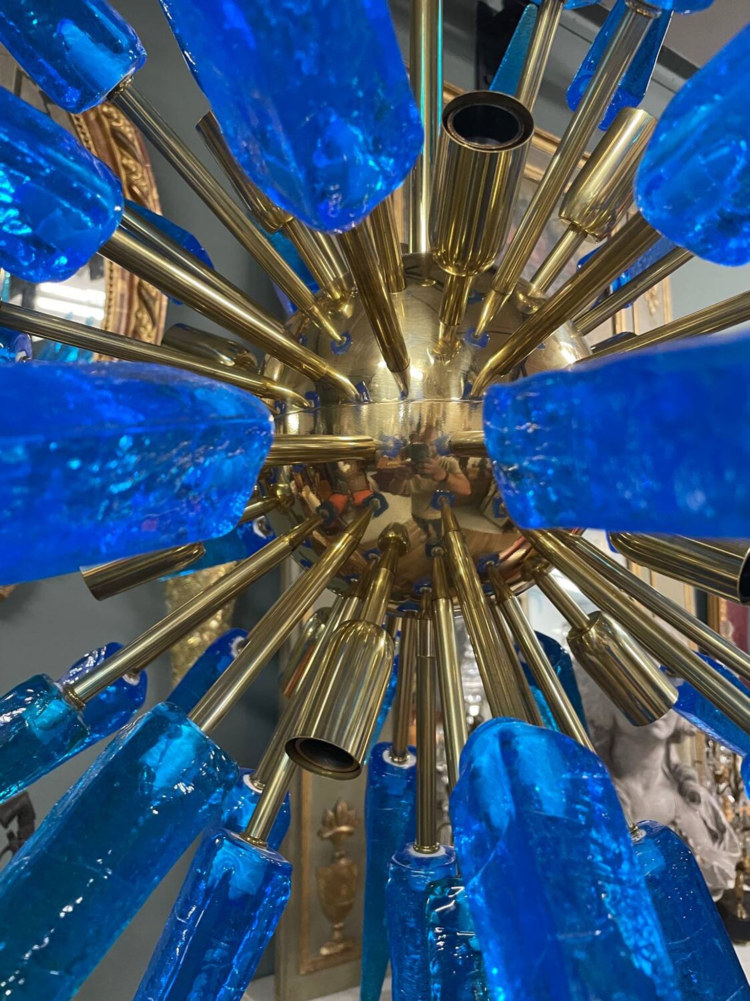 Important lustre en verre de murano style spoutnik 12 lumières